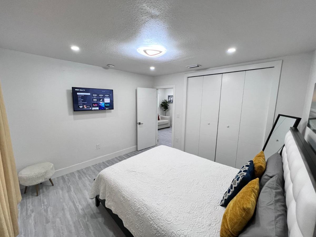 Stylish 2 Bedrooms Apartment By Miami International Airport Buitenkant foto