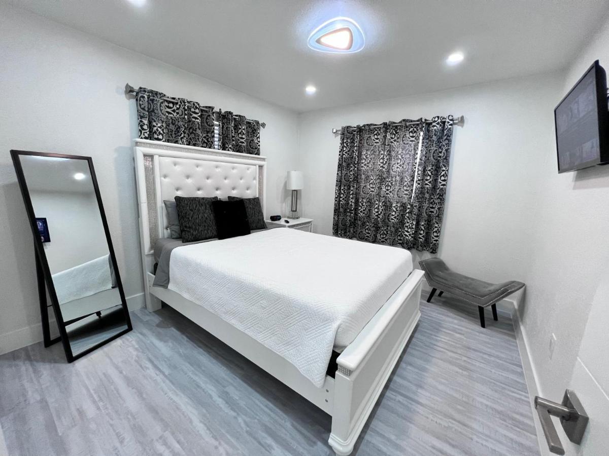 Stylish 2 Bedrooms Apartment By Miami International Airport Buitenkant foto