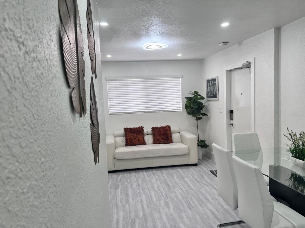 Stylish 2 Bedrooms Apartment By Miami International Airport Buitenkant foto